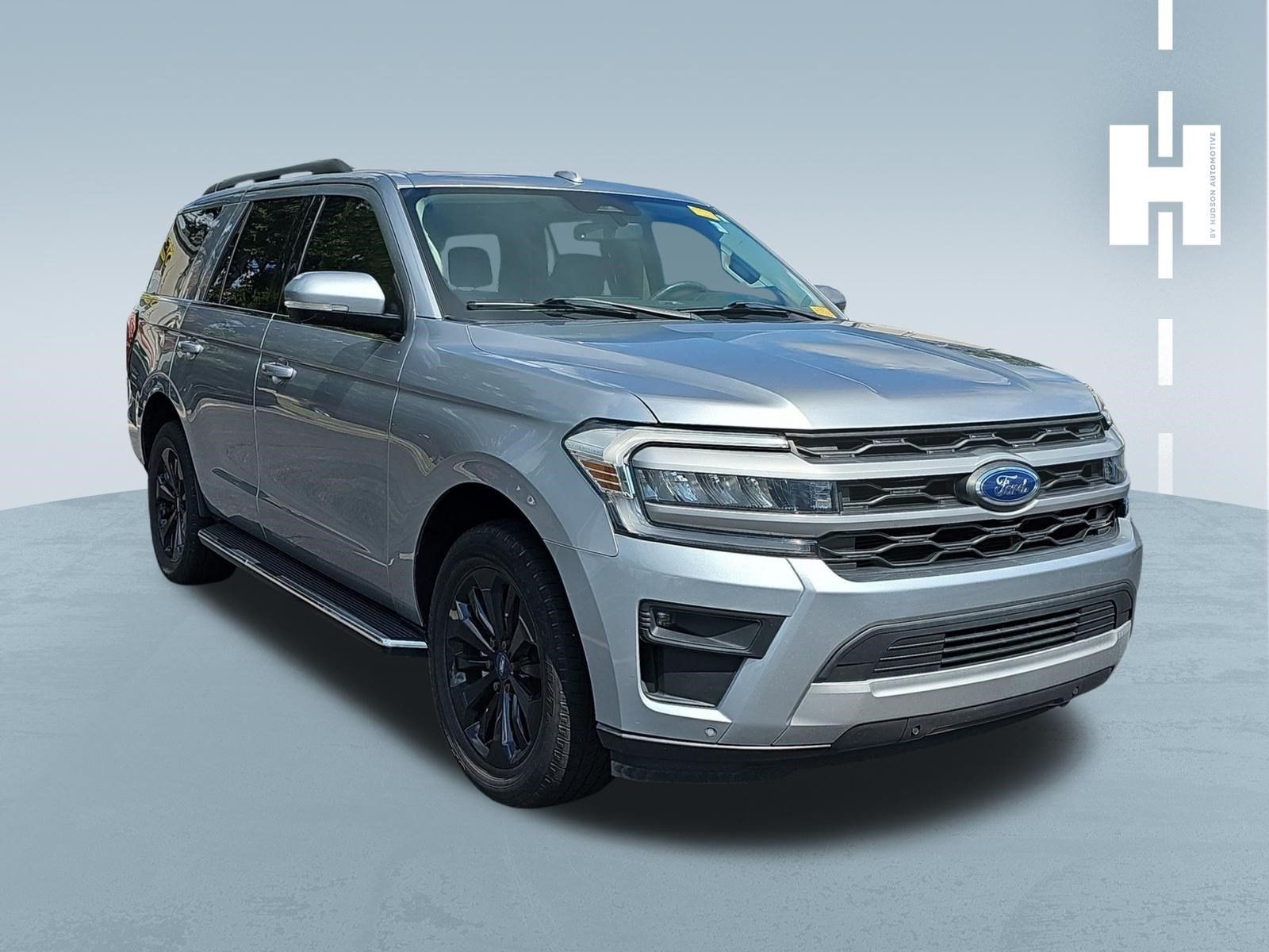 Used 2022 Ford Expedition XLT RWD image 1