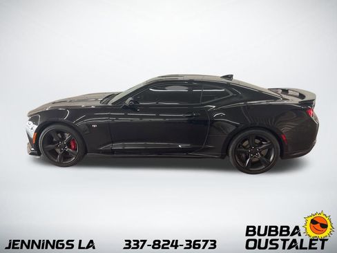 Used 2017 Chevrolet Camaro SS w/ LPO, Ground Effects Package image 8