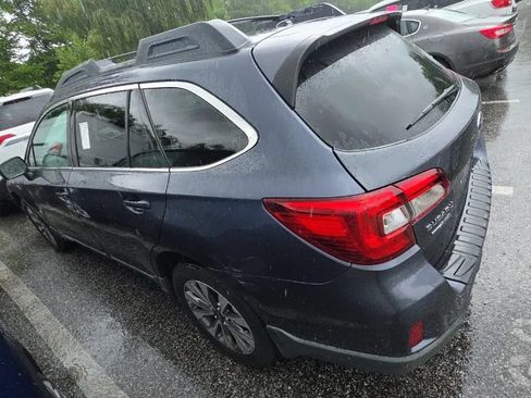Used 2015 Subaru Outback 3.6R Limited AWD/4WD image 4
