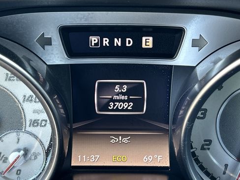 Used 2013 Mercedes-Benz SL 550 image 29