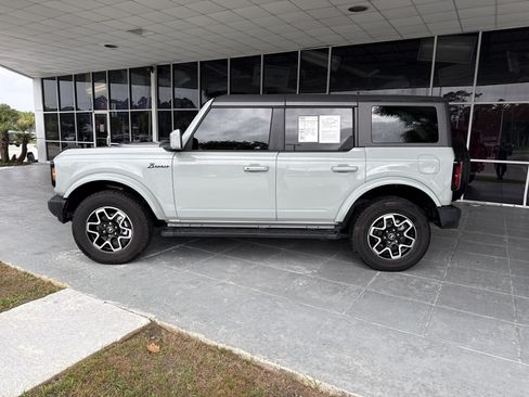Used 2024 Ford Bronco Outer Banks AWD/4WD image 6