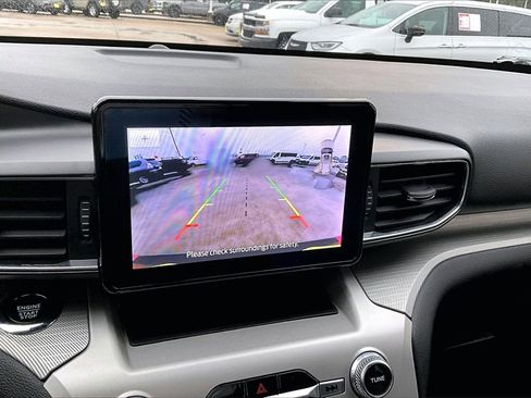 Used 2023 Ford Explorer XLT w/ Equipment Group 202A image 21