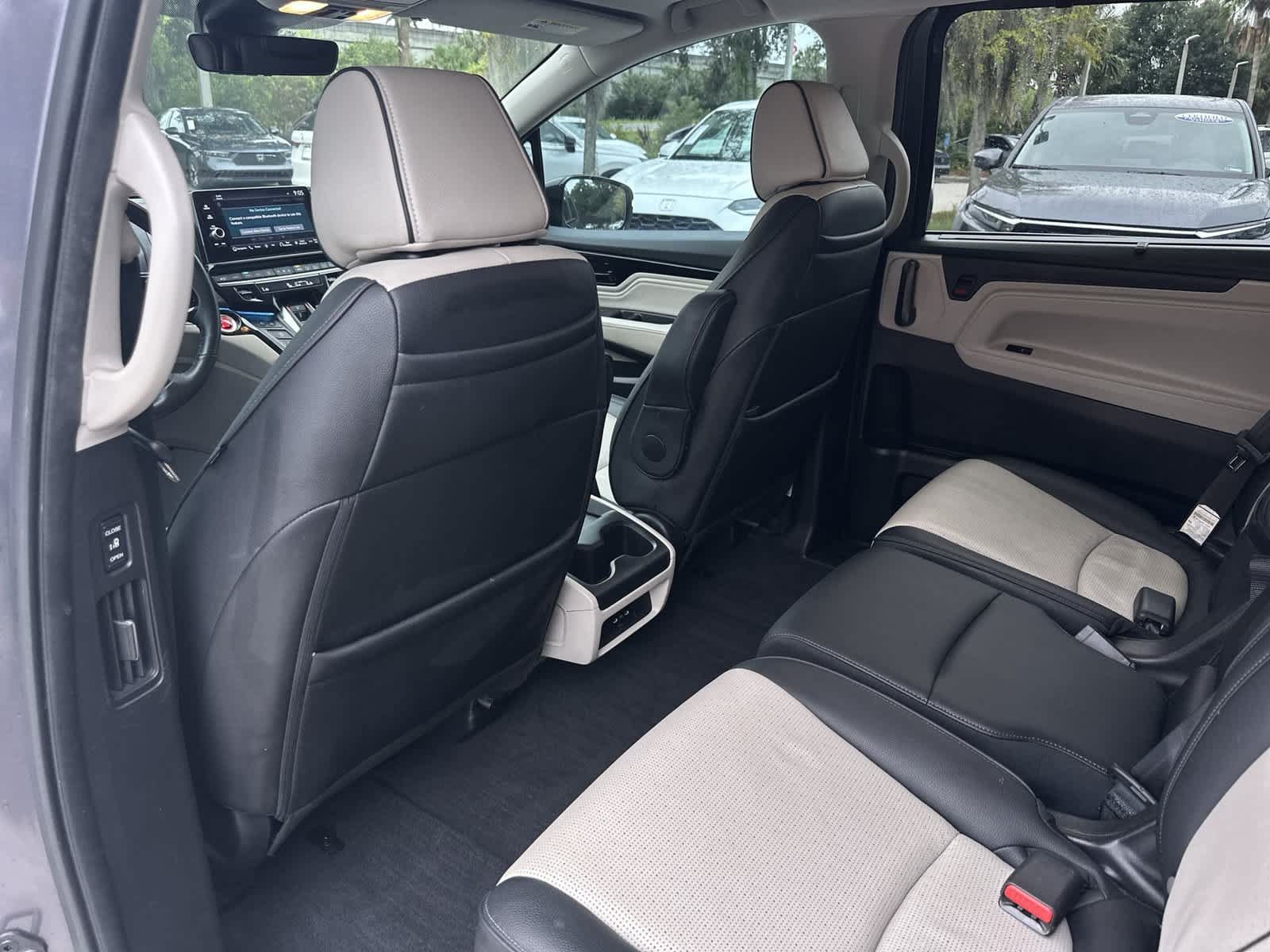Used 2025 Honda Odyssey Elite image 14