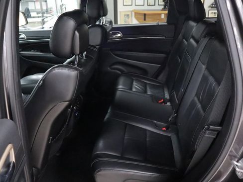 Used 2015 Jeep Grand Cherokee Limited image 18