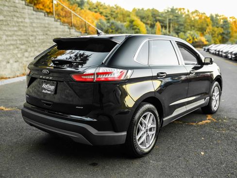 Used 2023 Ford Edge SEL image 4