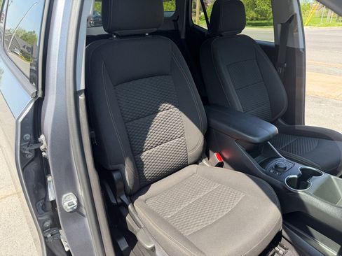 Used 2020 GMC Terrain SLE w/ Driver Convenience Package AWD/4WD image 17