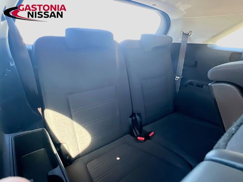 Used 2018 Kia Sorento LX image 36