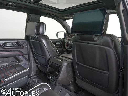 Used 2026 GMC Yukon AT4 Ultimate w/ LPO, Floor Liner Package image 12