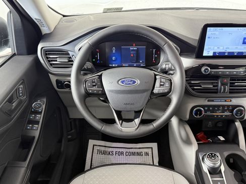 New 2025 Ford Escape Active w/ Cold Weather Package image 13