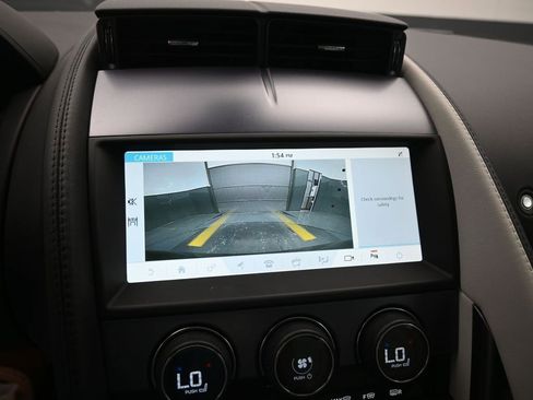 Used 2019 Jaguar F-TYPE Coupe image 6