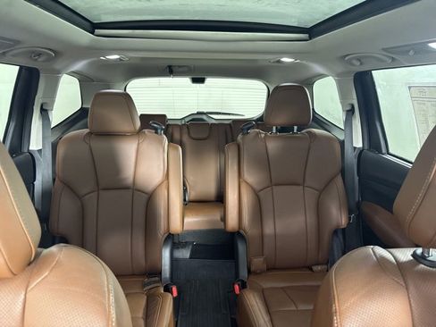 Used 2019 Subaru Ascent Touring w/ Popular Package #2A image 14