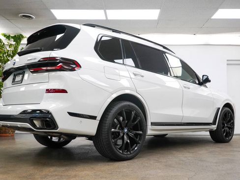 Used 2023 BMW X7 xDrive40i w/ Executive Package AWD/4WD image 35