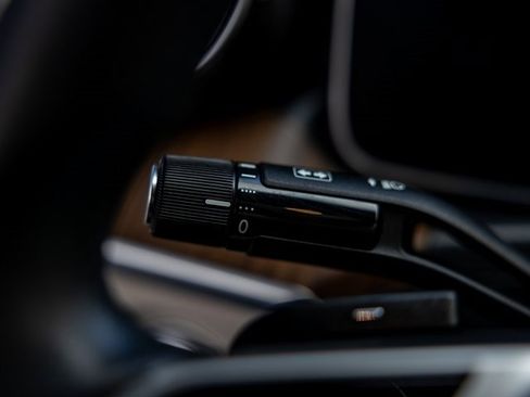 Used 2025 Mercedes-Benz C 300 4MATIC Sedan image 41