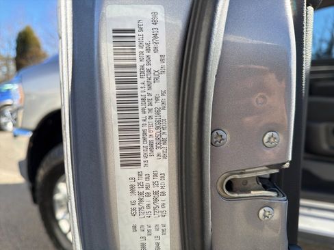 Used 2019 RAM 2500 Big Horn image 40