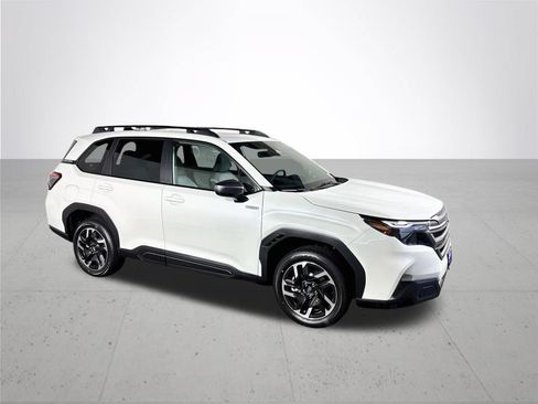 New 2026 Subaru Forester Touring AWD/4WD image 4
