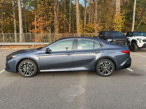 New 2026 Toyota Camry XLE w/ Premium Package image 5