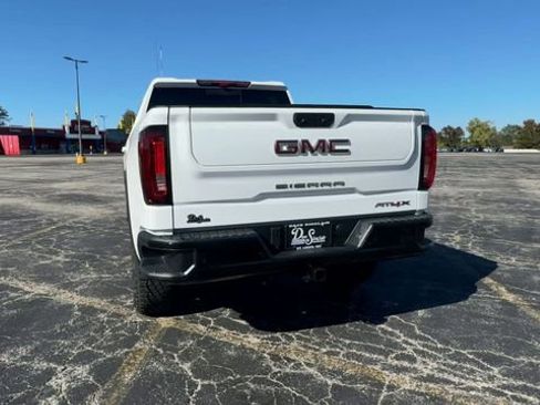 New 2026 GMC Sierra 1500 AT4X AWD/4WD image 7
