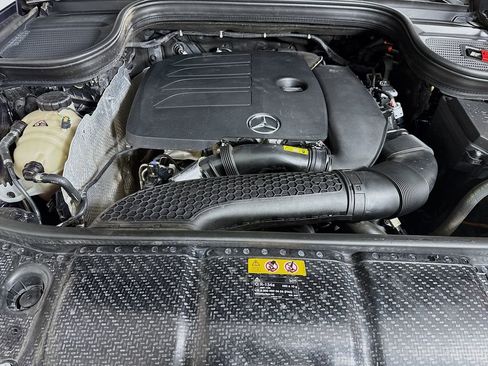 Used 2020 Mercedes-Benz GLE 350 w/ Premium Package image 38