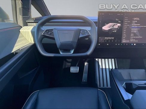 Used 2024 Tesla Cybertruck AWD Crew Cab image 5