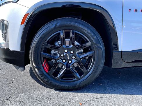 Certified 2023 Chevrolet Traverse Premier w/ Redline Edition image 9