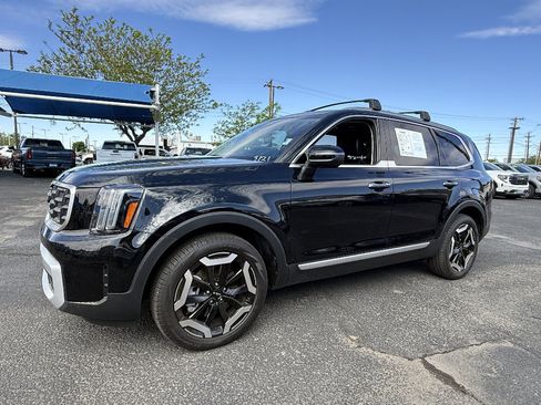 Used 2025 Kia Telluride S image 9