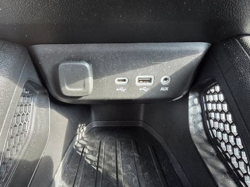 Used 2022 Chevrolet TrailBlazer LT w/ Convenience Package AWD/4WD image 21