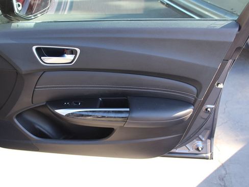 Used 2018 Acura TLX V6 w/ Technology Package FWD image 17