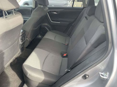 Used 2025 Toyota RAV4 XLE image 23