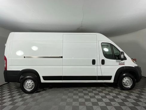 Used 2019 RAM ProMaster 2500 image 2