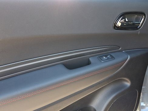 Used 2024 Dodge Durango GT image 19