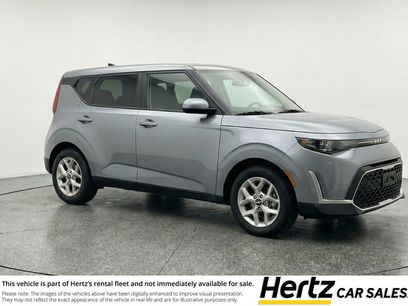 Used 2025 Kia Soul LX w/ LX Technology Package