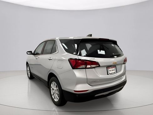 Used 2022 Chevrolet Equinox LT AWD/4WD image 5