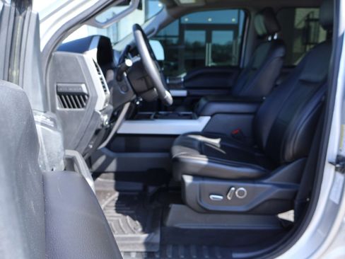 Used 2019 Ford F250 Lariat w/ Lariat Ultimate Package image 9