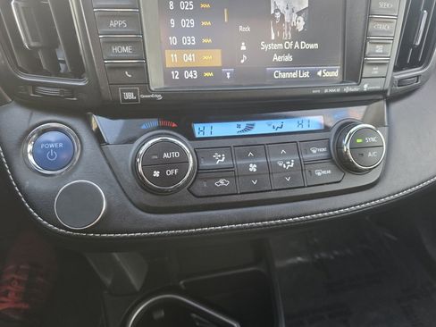 Certified 2016 Toyota RAV4 Limited image 24