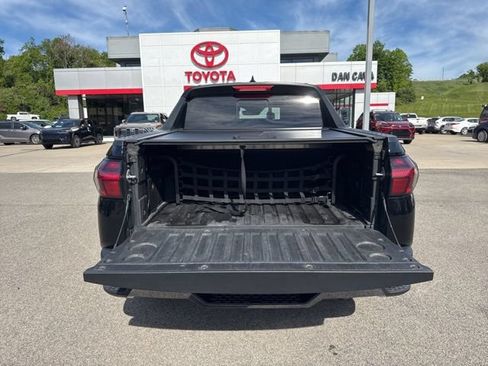 Used 2023 Hyundai Santa Cruz Limited AWD/4WD image 16