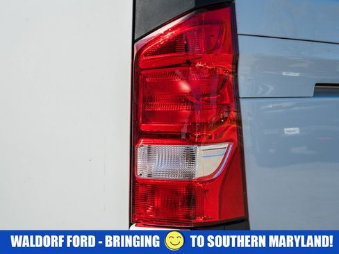 Used 2022 Mercedes-Benz Metris image 9