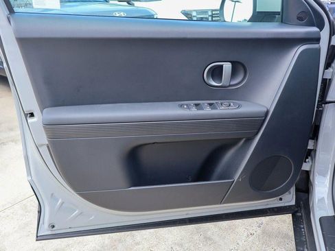 New 2026 Hyundai Ioniq 5 SE image 11