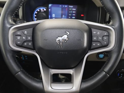 Used 2022 Ford Bronco Wildtrak image 45