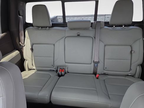Used 2019 GMC Sierra 1500 SLT w/ SLT Premium Plus Package AWD/4WD image 31