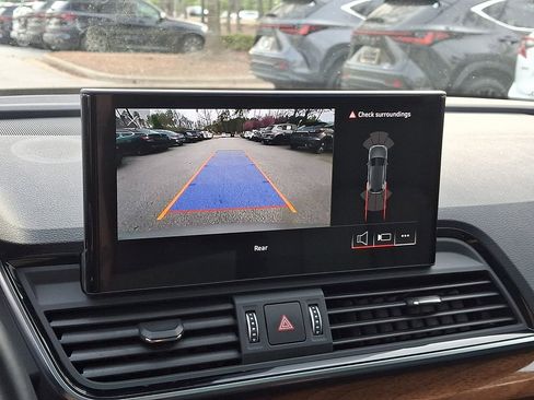 Used 2023 Audi Q5 2.0T Premium w/ Convenience Package image 19