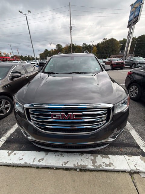 Used 2019 GMC Acadia SLE FWD image 1