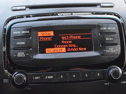 Used 2018 Kia Forte LX image 29