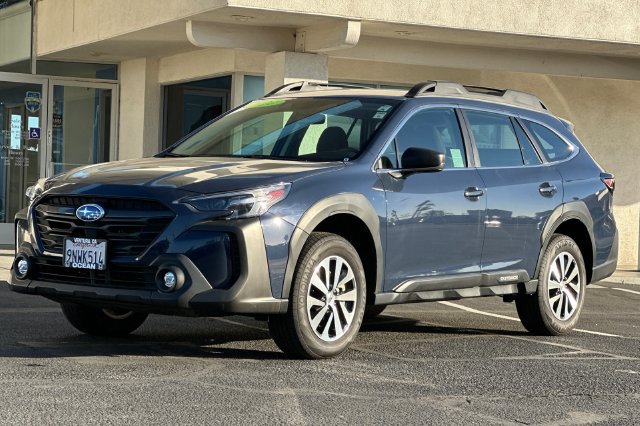 Used 2025 Subaru Outback AWD/4WD image 8