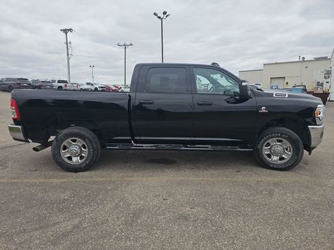 Used 2024 RAM 3500 Tradesman w/ Chrome Appearance Group AWD/4WD image 6