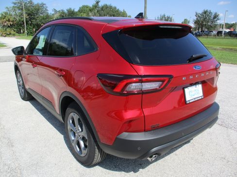 New 2025 Ford Escape ST-Line w/ Tech Pack #1 image 5