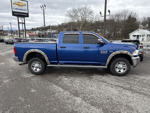 Used 2018 RAM 2500 Tradesman w/ Chrome Appearance Group image 2