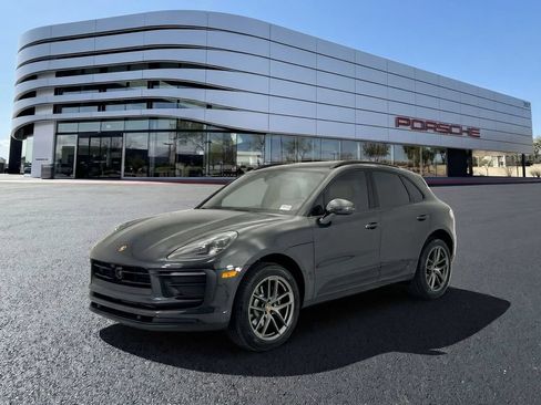 Used 2026 Porsche Macan AWD/4WD image 1