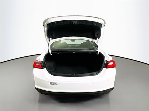 Used 2024 Chevrolet Malibu LT image 33
