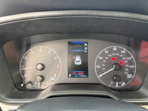 Used 2023 Toyota Corolla Cross L AWD/4WD image 14