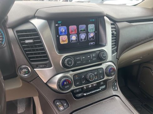 Used 2017 Chevrolet Suburban Premier image 28